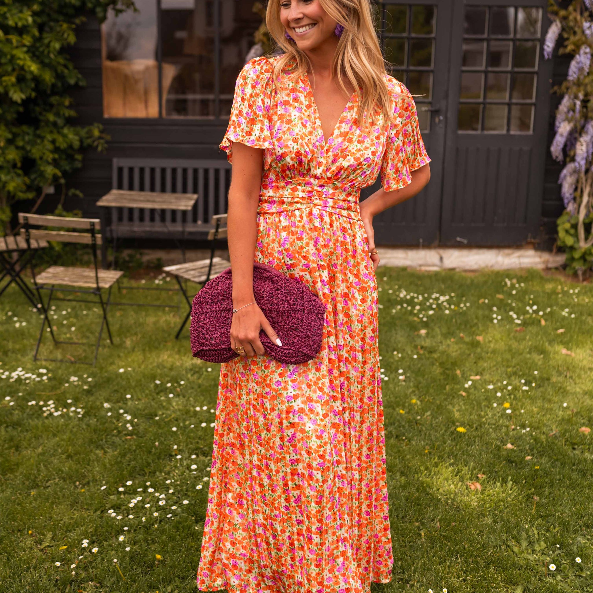 Elsie Classic V-Neck Dress